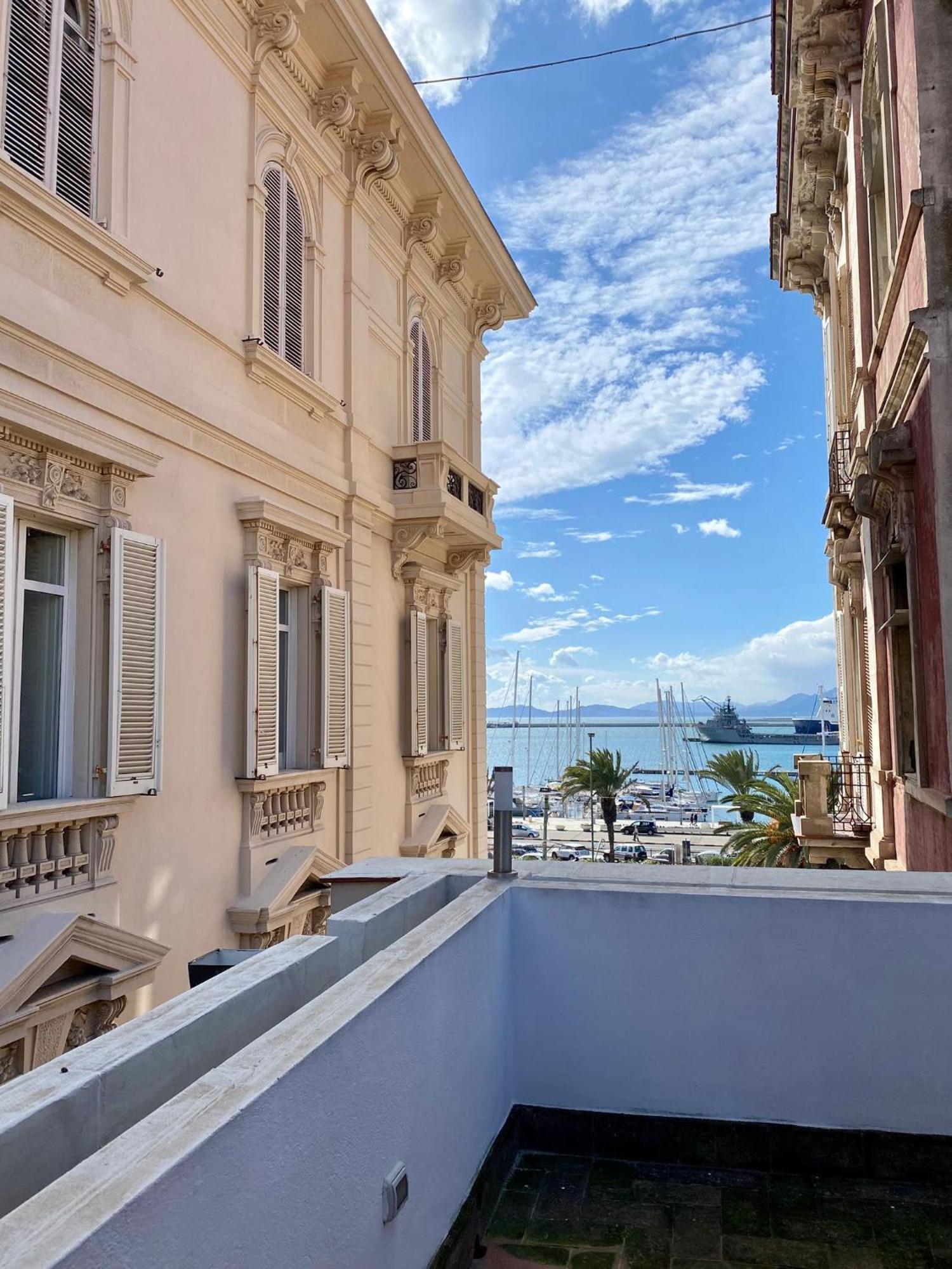 Vicomillesuites Cagliari Exterior foto